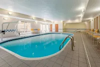 Fairfield Inn & Suites Stevens Point - Uima-altaat