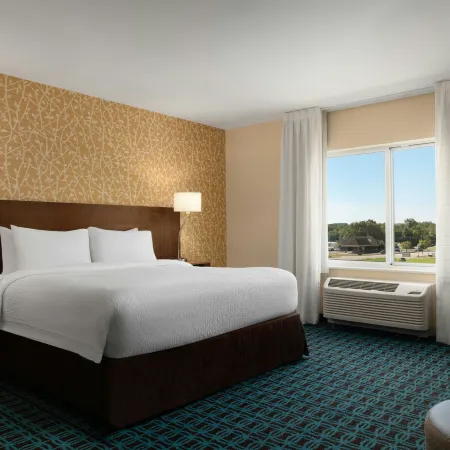 Fairfield Inn & Suites London