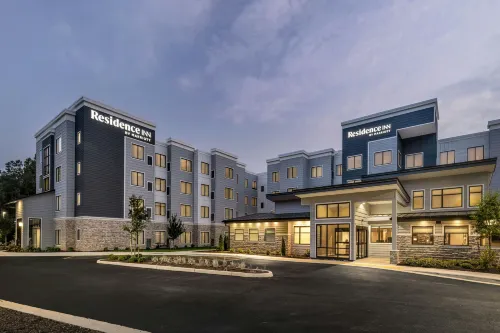 Residence Inn by Marriott Richmond Airport - 3-Star
