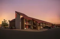 Red Roof Inn Tucson South - Airport - Parking
