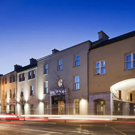 Westport Plaza Hotel, Spa & Leisure
