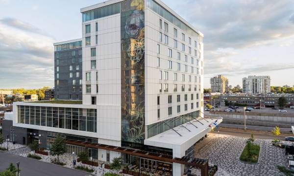 Homewood Suites by Hilton Montreal Midtown