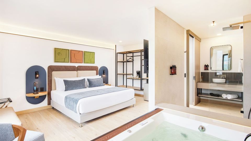 Blues Suites Laureles