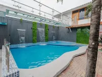 Blue Marlin Hotel - Pool