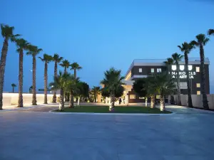 UNA HOTELS La Martella