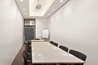Super 8 by Wyndham Munich City North - 3-نجوم