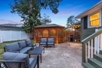Cape May Escape Sleeps 10 Tiki Bar Grill - Wifi
