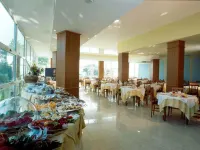 Hotel Rèmin Plaza - Frühstück