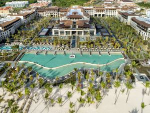 Adults Only Club at Lopesan Costa Bávaro - All Inclusive