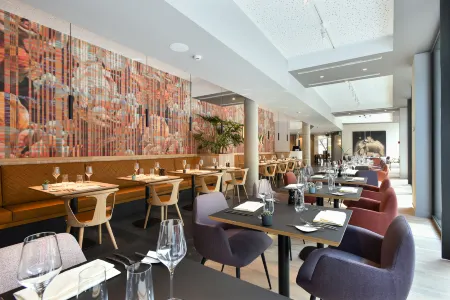 Martin's Louvain-la-Neuve Отели в г. Женап