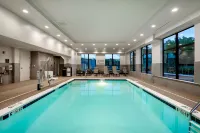 Hampton Inn Baltimore/Bayview Campus - 2-Sterne