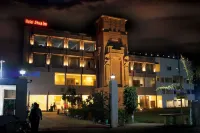 Shiva Inn Hotels near Wonder World