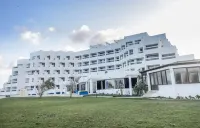 UMH Tarik Hotel - Mountain view
