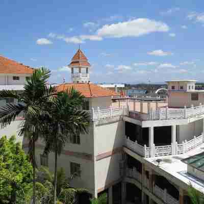 Quinara Al Safir Resort Hotel Exterior