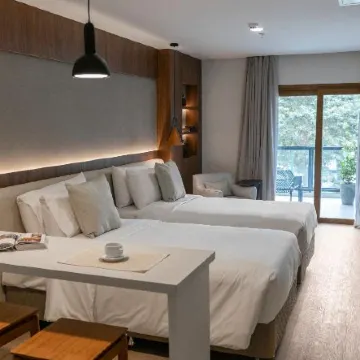 Five Hotel & Residences