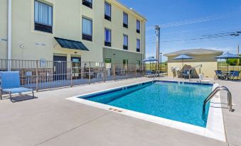 Comfort Inn & Suites Lynchburg Airport - University Area