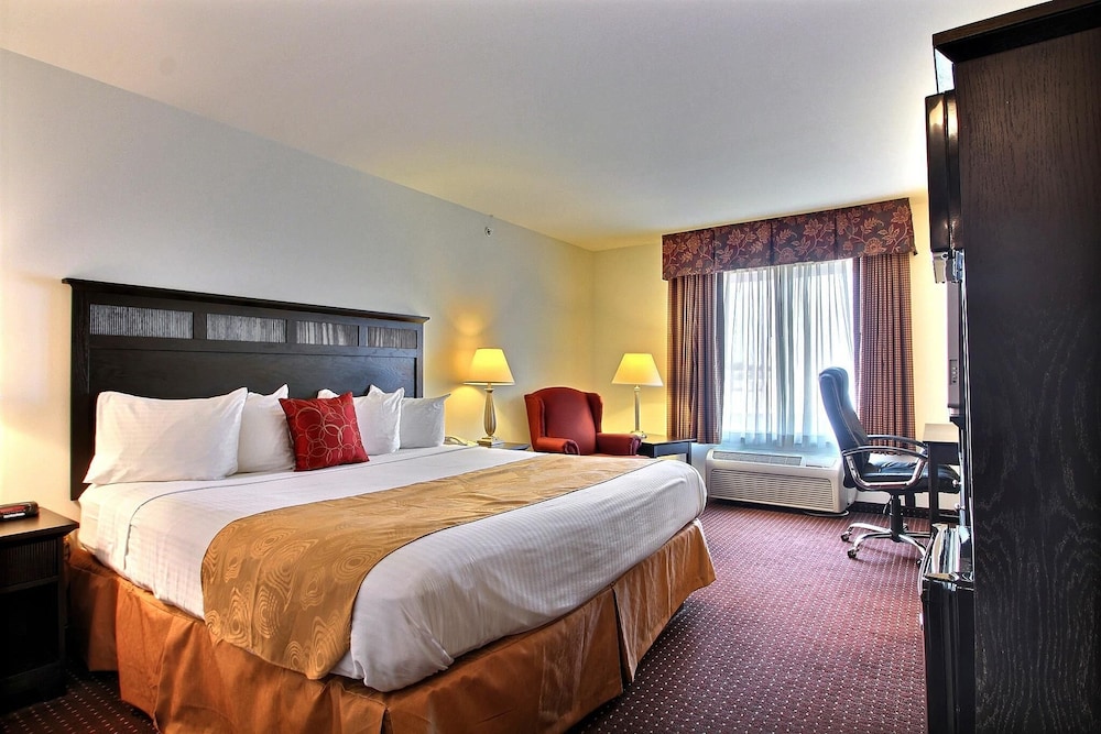 Best Western Legacy Inn & Suites Beloit/South Beloit