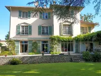 Guest Room le Parc Hotels in Mazamet