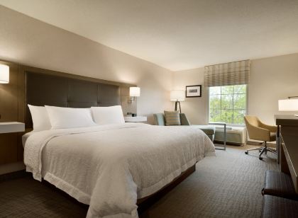 Hampton Inn & Suites Newport/Middletown