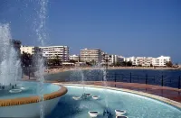 Hostal y Apartamentos Santa Eulalia