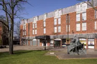 St James Hotel Hoteles en 