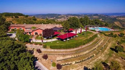 Faro Rosso Hotels in Gubbio