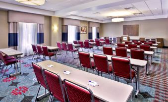 Holiday Inn Express & Suites Knoxville West - Oak Ridge