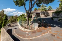 Cerro Gordo Luxury Villa and  Private Pool