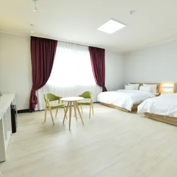 Gwangju Tourist Hotel Hotels near Gwangju History & Folk Museum