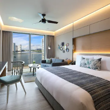 Renaissance Cancun Resort & Marina