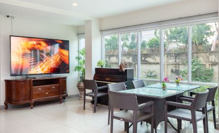Kanchanaburi City Hotel - Housity