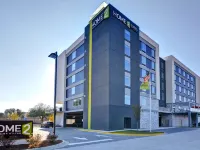 Home2 Suites by Hilton Savannah Midtown Hotels near Laroche Park