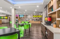 Home2 Suites by Hilton North Conway - Parkplatz