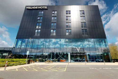 VILLAGE HOTEL PORTSMOUTH - С бассейном
