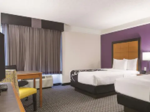 La Quinta Inn & Suites by Wyndham Ontario Airport Hotels in Ontario