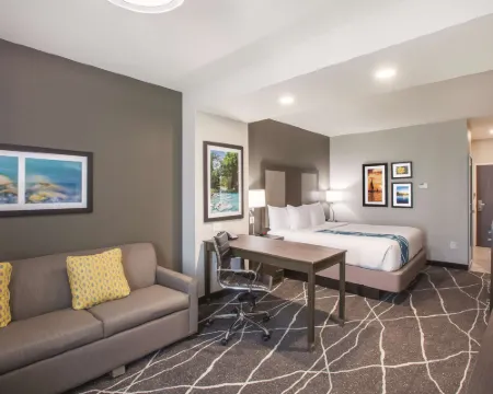 La Quinta Inn & Suites by Wyndham Tulsa Broken Arrow Hoteles en Broken Arrow