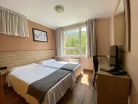 Somriu Hotel Vall Ski Hotels in 