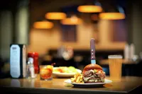 Doubletree by Hilton Chicago Midway Airport - breakfast