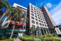 Tri Hotel Executive Caxias Các khách sạn gần Monte Carlo Bilhares LTDA