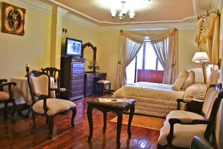 San Marino Royal Hotel Отели рядом с достопримечательностью «Церковь святого Филиппа Нери»