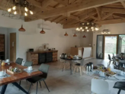 Kyrn Flor - Domaine Sant Antone Hotels in Corte