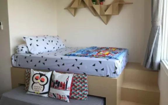 TechieRoom Kotlin at Clove Garden Residence Hotels near Dago Pakar