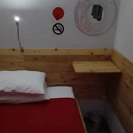 Jeng Tini Guest House