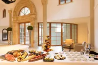 Schlosshotel Kitzbühel - breakfast