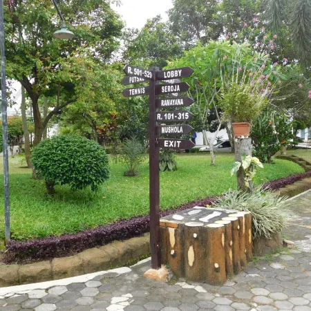 Trio Azana Resort Magelang