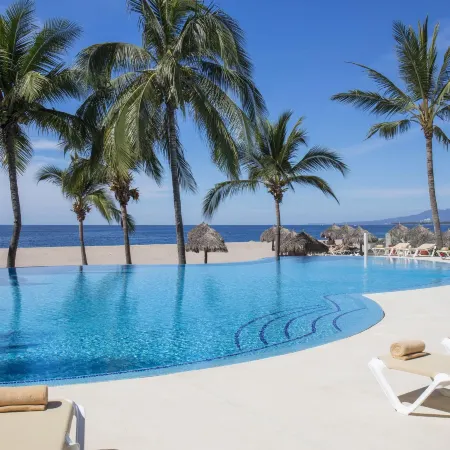 Krystal Vallarta