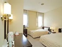 Shimabara Toyo City Hotel - Bãi đậu xe