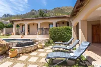 Blue Horizon Guest House فنادق في Gordons Bay