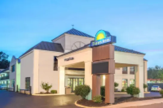 Days Inn by Wyndham Salem Hoteles en Salem