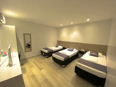 Mega Aeroporto Hotel Apenas 1 km de distância do Aeroporto de Fortaleza Hoteles cerca de Ohana Garden